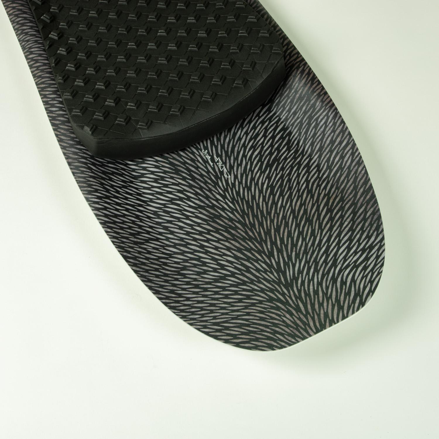 2025-Aesmose-Blunt145-1-Detail.jpg